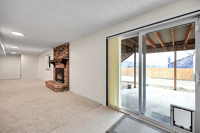 Building Photo - $3,995.95, $200 Off Cleaning Voucher, 4 Beds - 3 Baths, Single Family Home in Denver with 2-Car A...