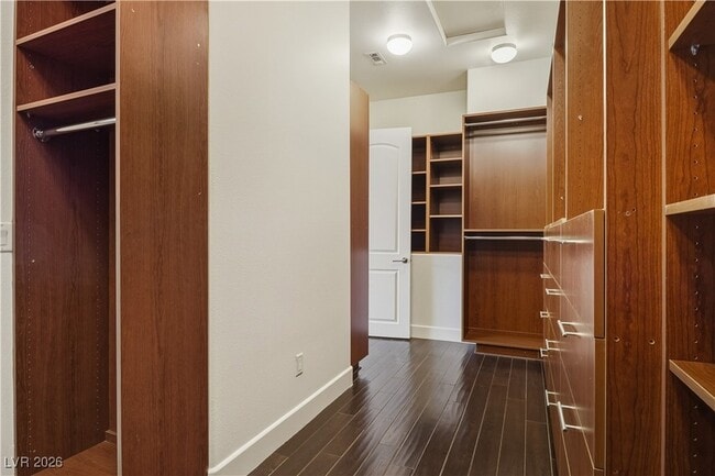 Building Photo - 5101 Mountain Foliage Dr