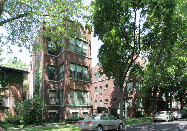 Primary Photo - Ivy at Kimbark