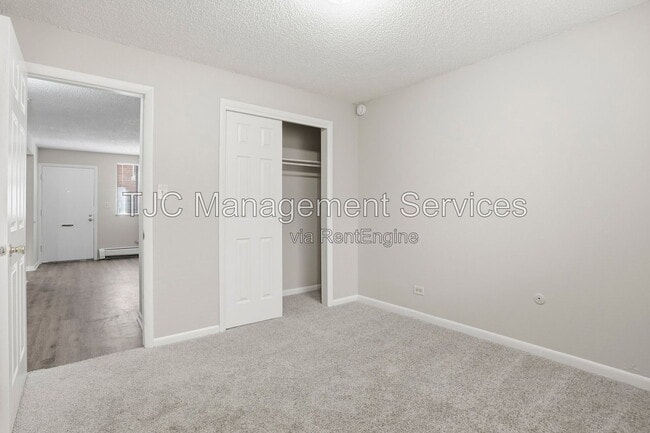 Building Photo - 970 N Downing St