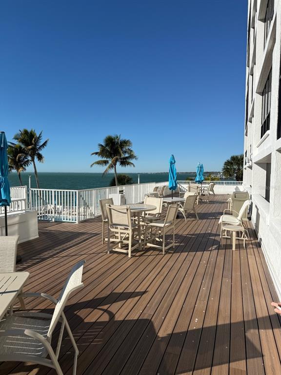 Building Photo - 11 Sunset Dr