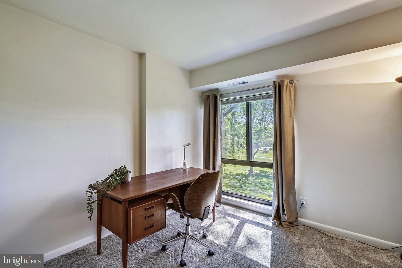 Building Photo - 6089 Majors Ln