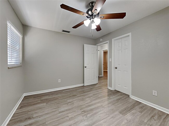 Building Photo - 1227 Hamilton Ave