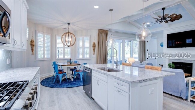 Building Photo - 1339 St Somewhere Dr