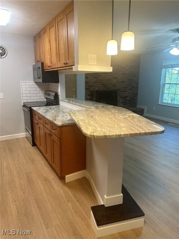 Building Photo - 7045 Carriage Hill Dr