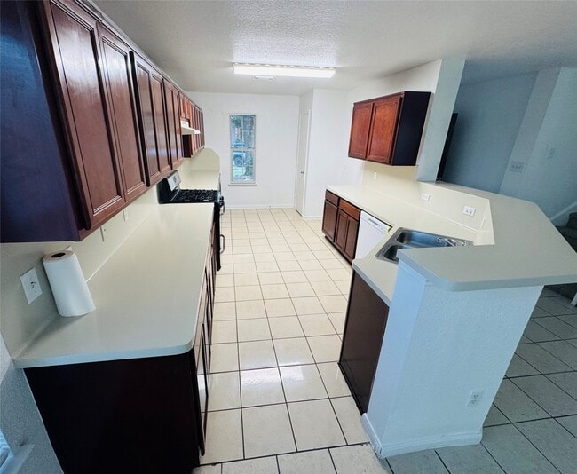 Building Photo - 13126 Bentcrest Ct
