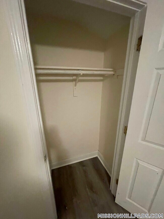 Building Photo - 40 Winthrop St