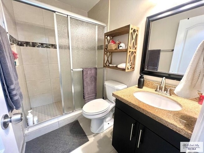 Building Photo - 216 Gilson Rd