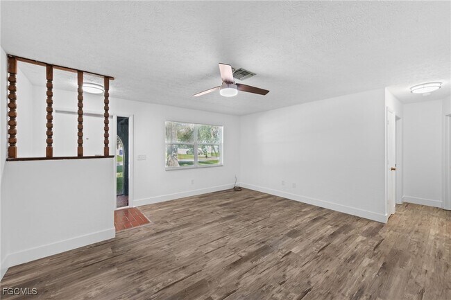 Building Photo - 2981 Ribbon Ct