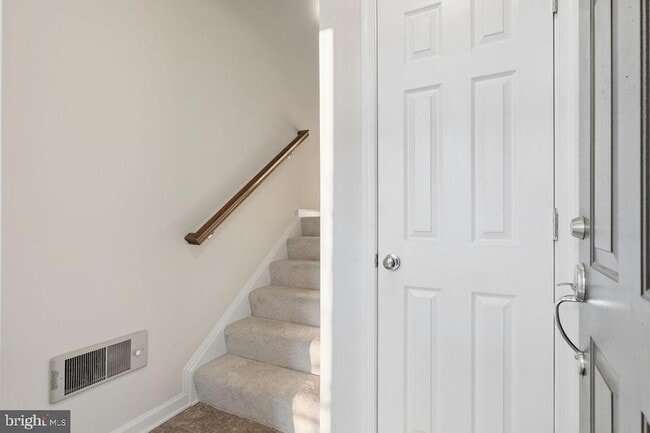 Building Photo - 20591 Geddes Terrace