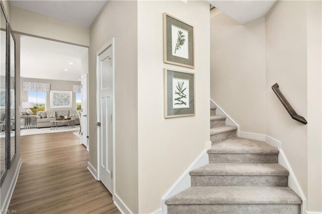 Building Photo - 135 Stegg St