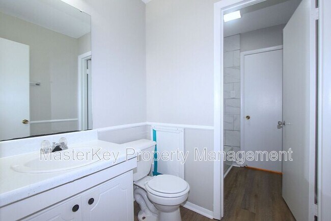 Building Photo - 1273 Teakwood Pl