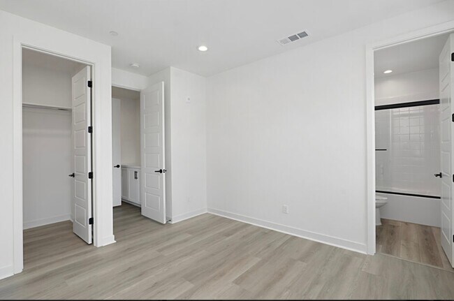 Building Photo - 6130 Village Way
