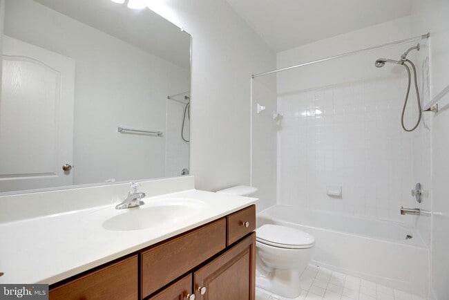 Building Photo - 42670 Hollyhock Terrace