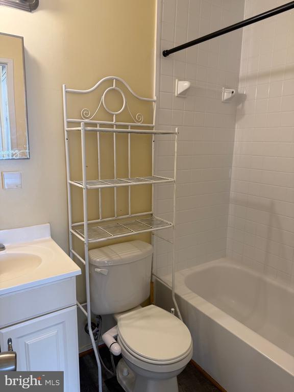 Building Photo - 10059 Ridgeline Dr