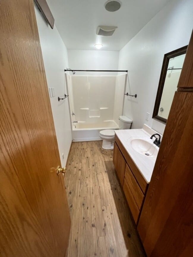 Building Photo - Kerwin Ln