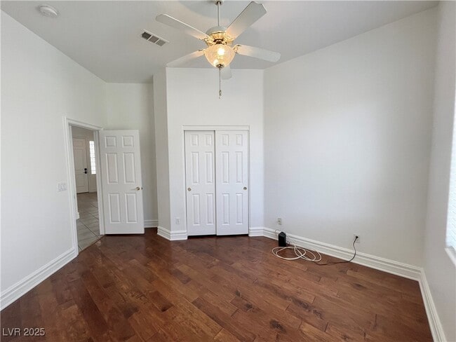 Building Photo - 65 Sahalee Dr