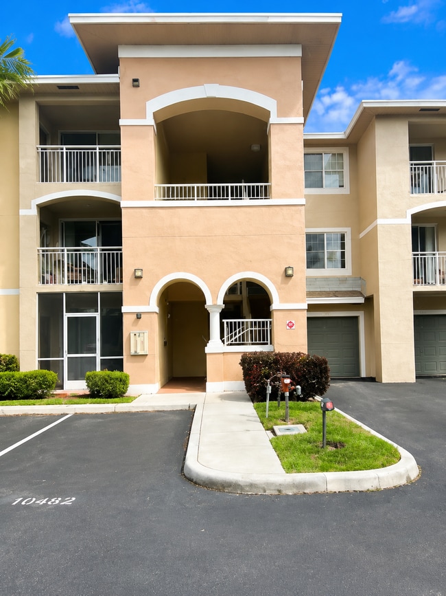 Building Photo - 6533 Emerald Dunes Dr