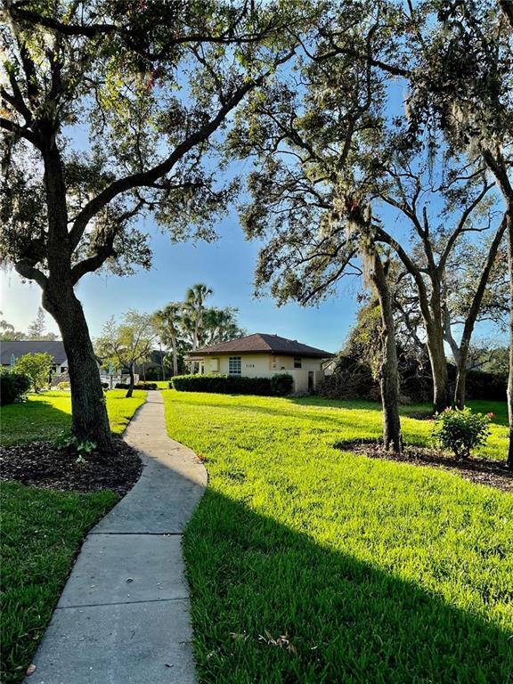 Building Photo - 7186 Lakeside Dr