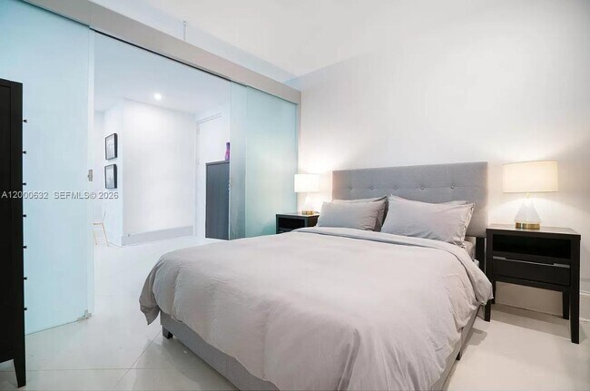 Building Photo - 1700 Meridian Ave