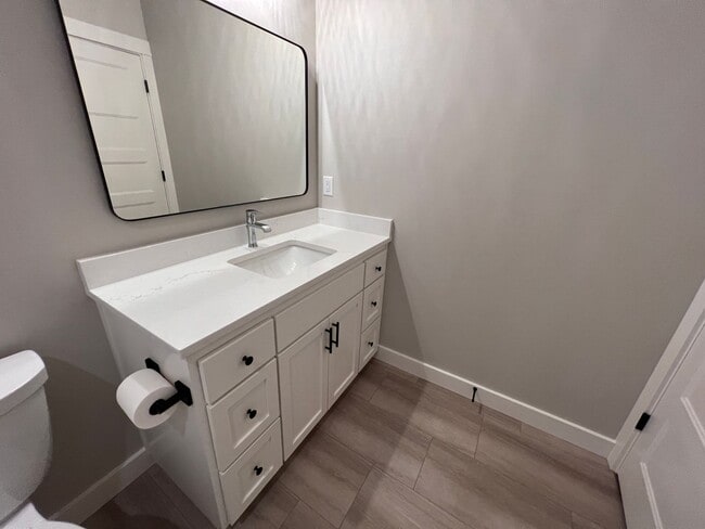 Building Photo - Brand new 3 bedroom home In South Springfi...