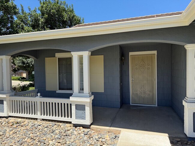 Building Photo - Single Story home in Sylvan School District!