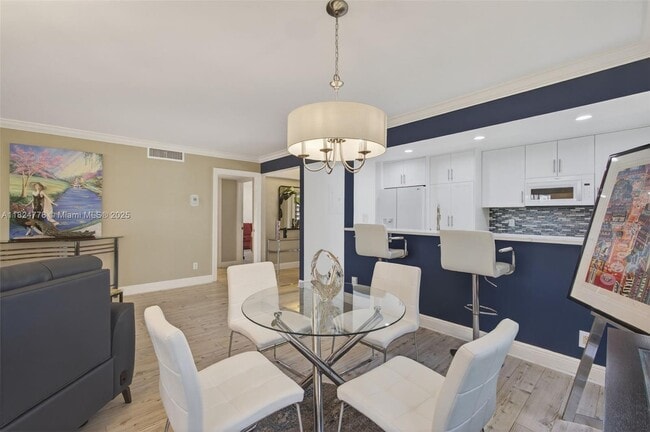 Building Photo - 312 Brackenwood Cir