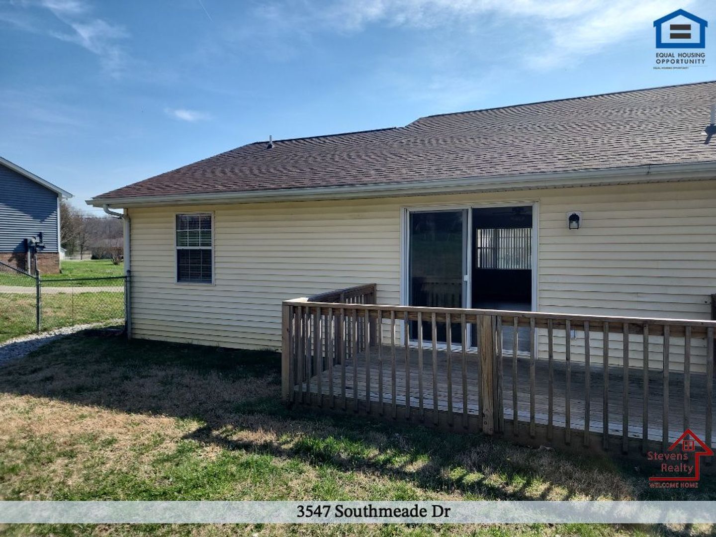 Building Photo - 3547 Southmeade Dr
