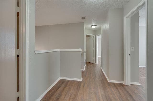 Building Photo - 1029 Beechwood Dr