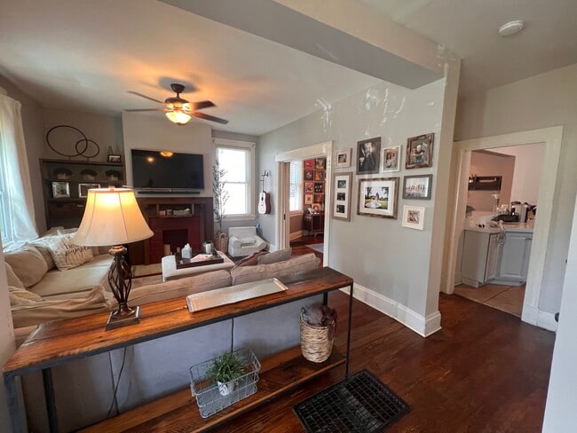 Building Photo - 4216 32nd Ave