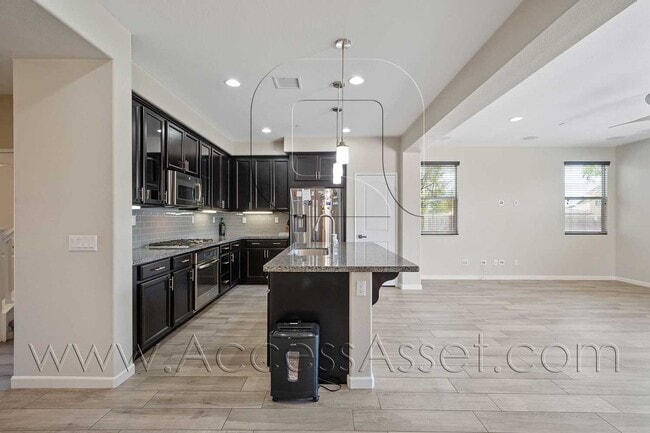 Building Photo - Stunning  Two-Story 4 Bed/3 Bath Home in B...