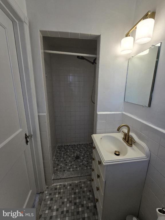 Building Photo - 831 Fanshawe St