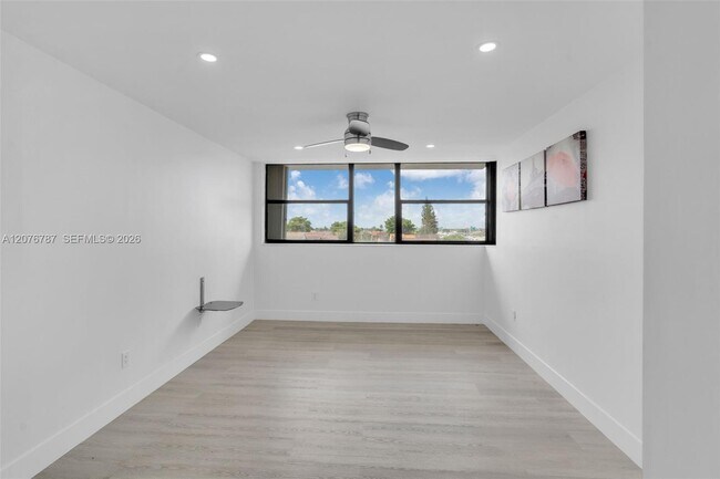 Building Photo - 11755 SW 18th St