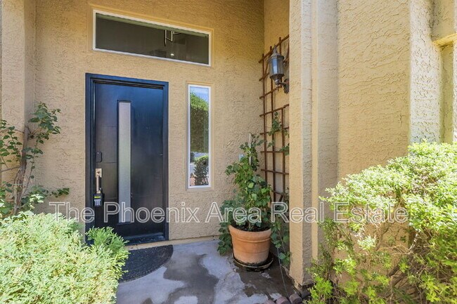 Building Photo - 3761 S Hawthorn Dr