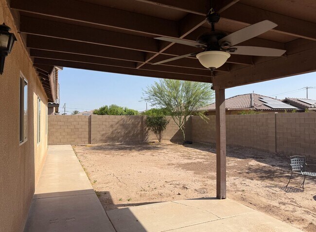 Building Photo - Solar Home for Rent