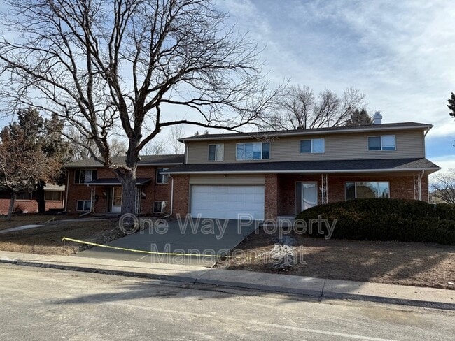 Primary Photo - 2156 19th Ave