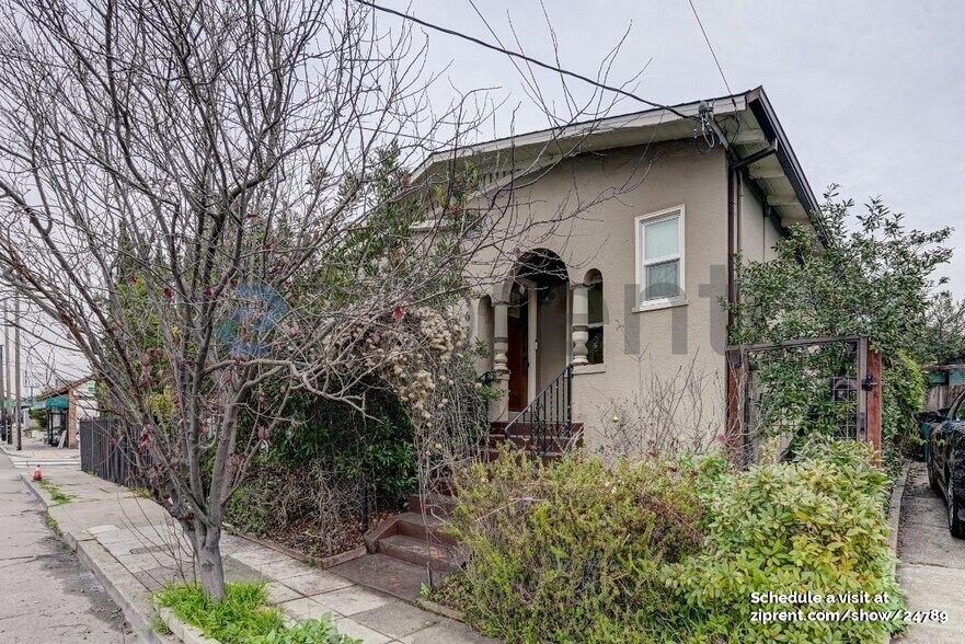 Primary Photo - 5624 Market St