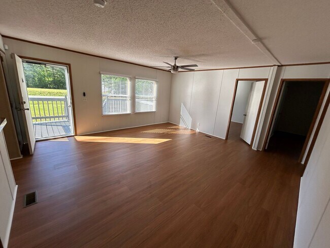 Building Photo - Introducing this newly remodeled 3 Bedroom 2 Bathroom home on large lot.