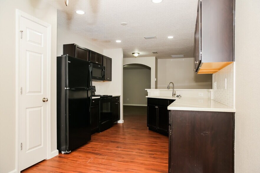 Building Photo - 77837 Lumber Creek Blvd