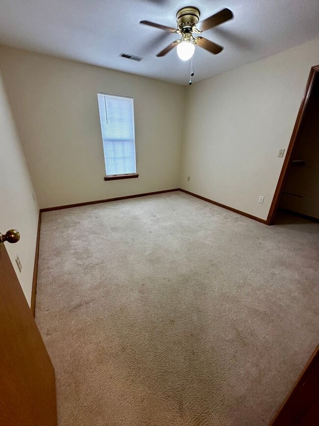 Building Photo - 3 Bedroom Home with Workshop in Boonville