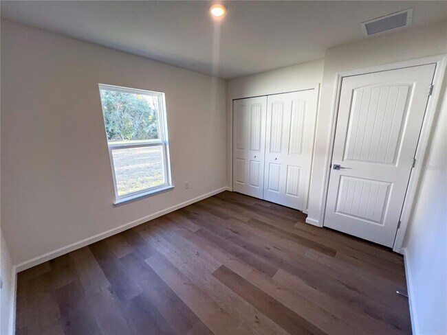 Building Photo - 154 Bren Mar Ln