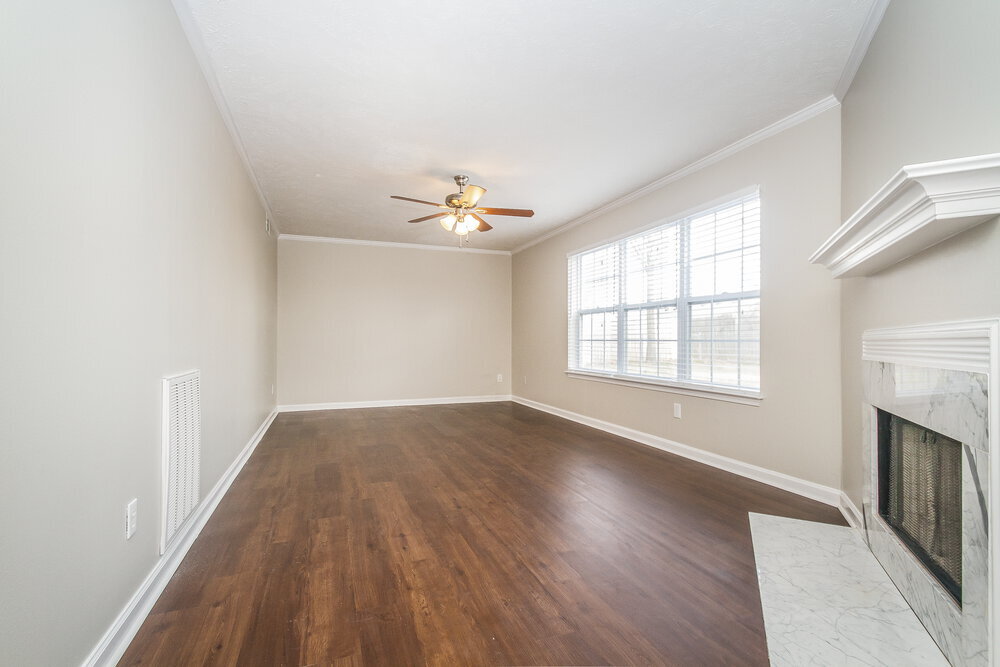 Building Photo - 878 Lavergne Ln