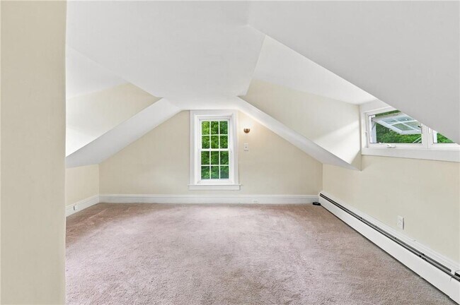 Building Photo - 37 Ryefield Rd