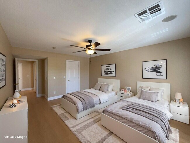 Building Photo - 11155 Grants Landing Ct