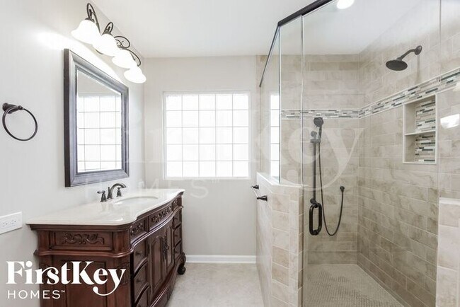 Building Photo - 5713 Parkstone Drive