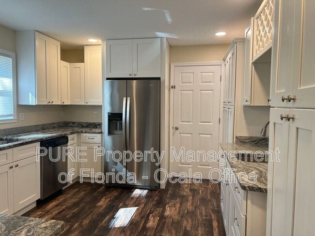 Building Photo - 5625 SE 109th Pl