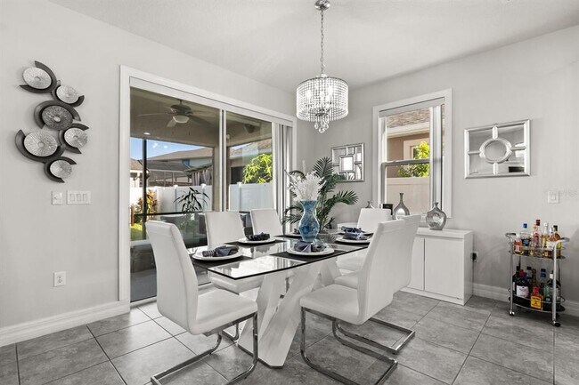 Building Photo - 2417 Chateau Lp