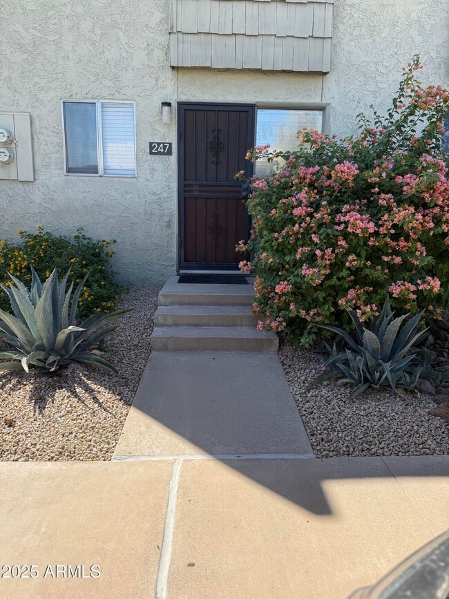 Building Photo - 4630 N 68th St