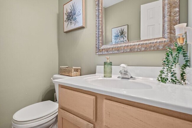 Building Photo - 4410 Caven Ct N