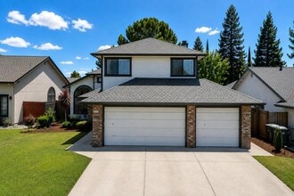 Building Photo - 102 Davis Ct